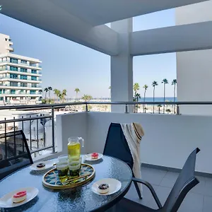 Apartment Airbnsea Centre Side Sea View, Larnaka