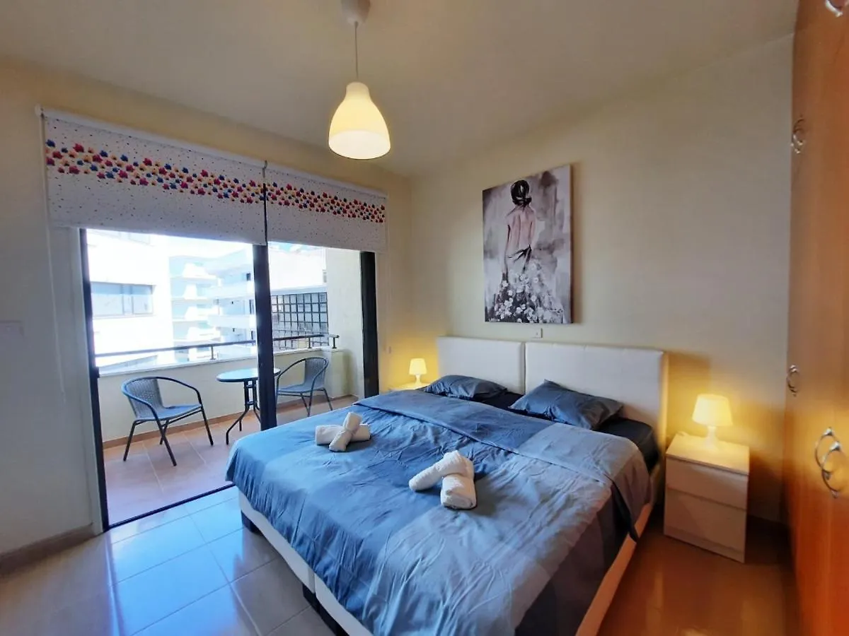 Albert'S Apartments Larnaca 0*,