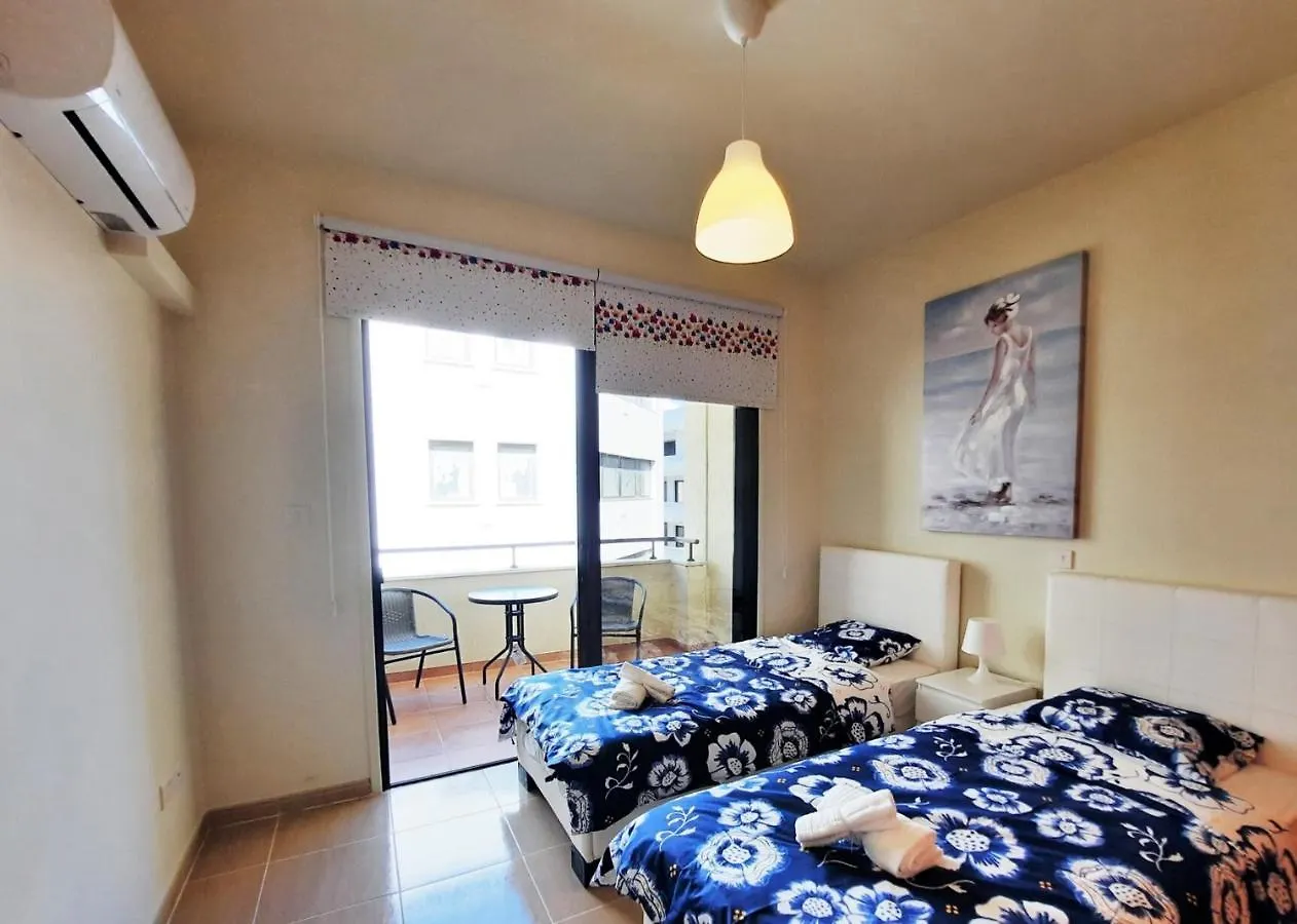 Albert'S Apartments Larnaca Cyprus